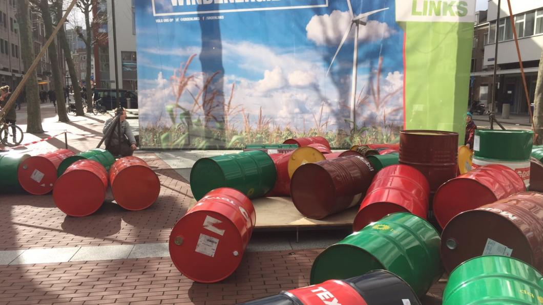 Kies voor windmolens, niet voor olie kolen & gas Kies voor windmolens, niet voor olie kolen & gas