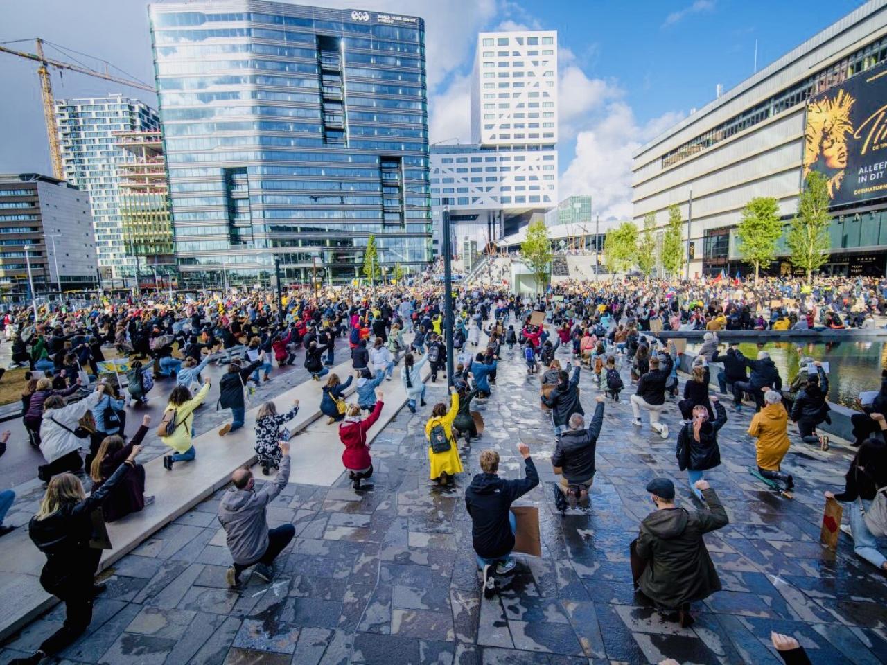 Demonstranten bij de Black Lives Matter demonstratie in Utrecht.